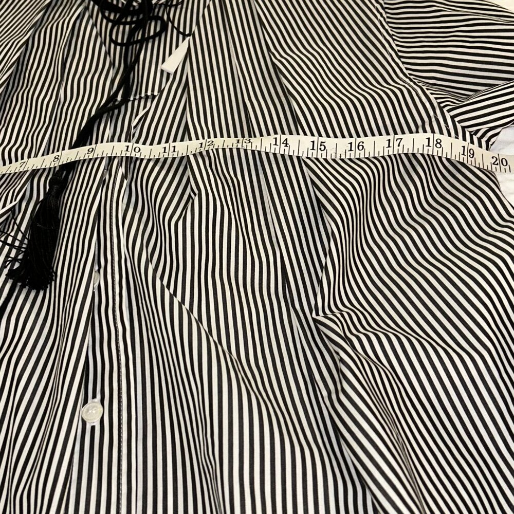 Victoria Beckham Designer Pleated Poplin Button Down size 4 NWT - Picture 13 of 13
